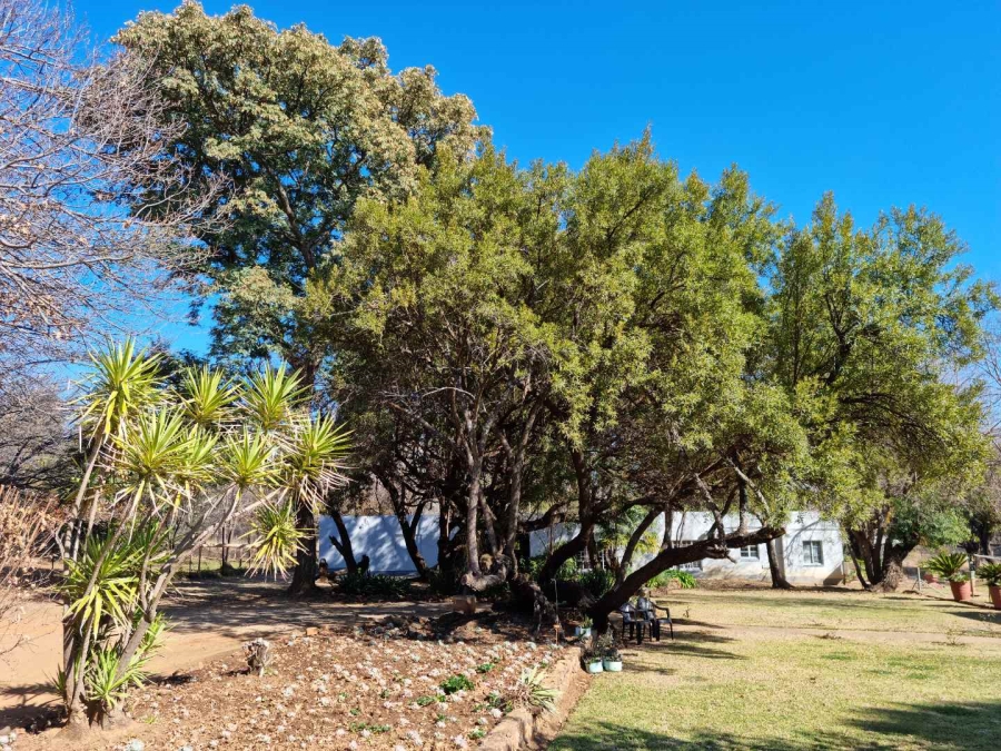 9 Bedroom Property for Sale in Hartbeespoort Rural North West